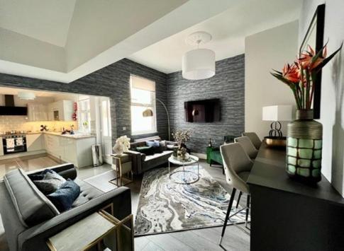 Апартаменты 8 Holland Street Ливерпуль Экстерьер фото